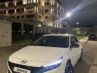 Hyundai Elantra 2022 года за 12 200 000 тг. в Астана