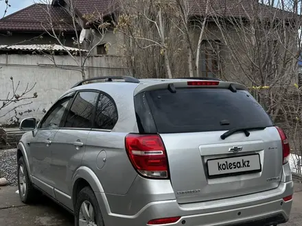 Chevrolet Captiva 2014 года за 5 600 000 тг. в Алматы – фото 4