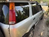 Honda CR-V 1996 года за 1 400 000 тг. в Алматы – фото 2
