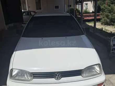 Volkswagen Golf 1996 года за 1 700 000 тг. в Тараз – фото 2
