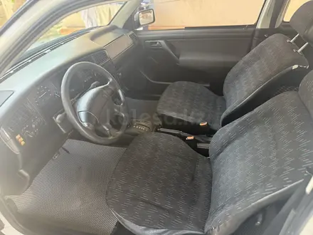 Volkswagen Golf 1996 года за 1 700 000 тг. в Тараз – фото 3