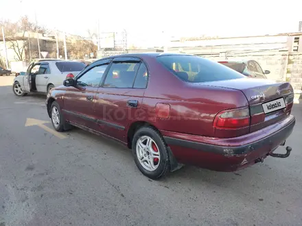 Toyota Carina E 1997 года за 1 700 000 тг. в Алматы – фото 2