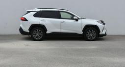 Toyota RAV4 2022 года за 15 700 000 тг. в Атырау – фото 4