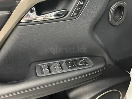 Lexus RX 300 Executive 2020 года за 21 000 000 тг. в Алматы – фото 16