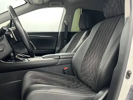 Lexus RX 300 Executive 2020 года за 21 000 000 тг. в Алматы – фото 7