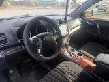 Toyota Highlander 2012 годаүшін13 000 000 тг. в Семей – фото 4