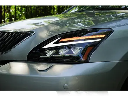 Передние фары на Lexus RX 2004-09 дизайн 2024 года за 280 000 тг. в Астана – фото 7