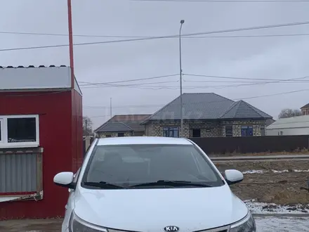 Kia Rio 2016 года за 3 500 000 тг. в Атырау