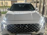 Hyundai Santa Fe 2021 года за 18 000 000 тг. в Шымкент