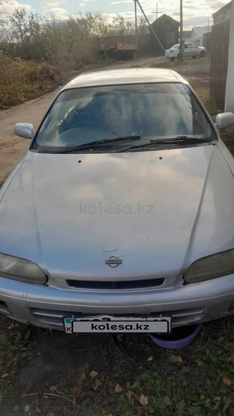 Nissan Presea, 1999