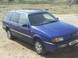 Volkswagen Passat 1993 годаүшін1 400 000 тг. в Актобе – фото 4