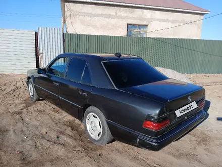 Mercedes-Benz E 230 1989 года за 1 200 000 тг. в Кызылорда – фото 3