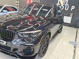 BMW X5 2019 года за 27 200 000 тг. в Уральск – фото 3