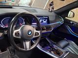 BMW X5 2019 года за 27 200 000 тг. в Уральск – фото 5