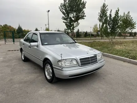 Mercedes-Benz C 220 1996 года за 4 000 000 тг. в Алматы