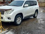 Toyota Land Cruiser Prado 2010 года за 13 700 000 тг. в Актобе