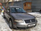 Volkswagen Passat 2003 года за 3 000 000 тг. в Алматы – фото 2