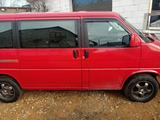 Volkswagen Multivan 1997 годаүшін7 500 000 тг. в Державинск – фото 3