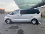 Hyundai Starex 2009 года за 4 500 000 тг. в Шымкент – фото 2