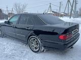 Mercedes-Benz E 200 1999 годаүшін3 500 000 тг. в Уральск – фото 2