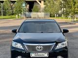Toyota Camry 2012 года за 10 000 000 тг. в Алматы – фото 2
