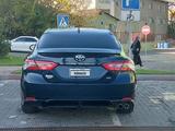 Toyota Camry 2020 года за 9 599 000 тг. в Алматы – фото 5