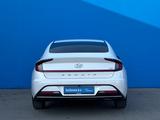 Hyundai Sonata 2021 годаfor9 820 000 тг. в Алматы – фото 4