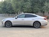 Hyundai Sonata 2021 года за 10 900 000 тг. в Атырау – фото 3