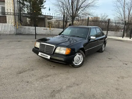 Mercedes-Benz E 200 1996 года за 1 300 000 тг. в Караганда – фото 3