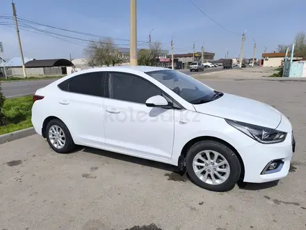 Hyundai Accent 2019 года за 7 200 000 тг. в Тараз