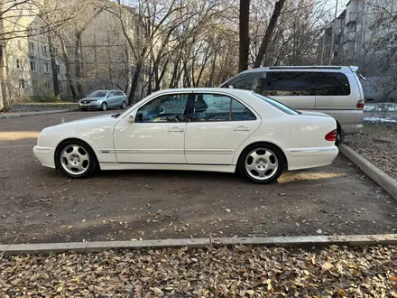 Mercedes-Benz E 430 2000 года за 8 500 000 тг. в Алматы – фото 2