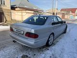 Mercedes-Benz E 320 2001 года за 5 850 000 тг. в Шымкент – фото 4