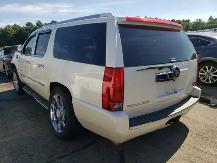 Cadillac Escalade 2010 года за 50 000 тг. в Алматы – фото 2