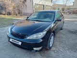 Toyota Camry 2005 годаүшін4 700 000 тг. в Мерке – фото 3