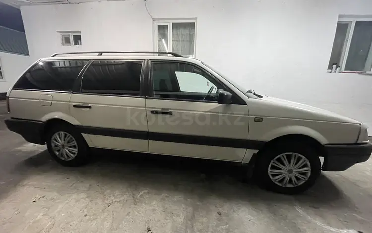 Volkswagen Passat 1988 года за 1 400 000 тг. в Алматы