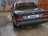 Mercedes-Benz E 280 1993 годаfor700 000 тг. в Тараз – фото 2