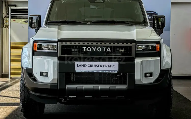 Toyota Land Cruiser Prado Luxe 2025 года за 46 390 000 тг. в Усть-Каменогорск
