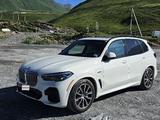 BMW X5 2022 года за 46 900 000 тг. в Актау