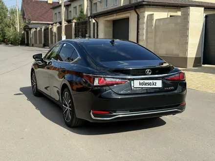 Lexus ES 250 2023 года за 24 200 000 тг. в Астана – фото 5