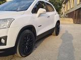 Chevrolet Tracker 2015 года за 6 200 000 тг. в Шымкент – фото 3