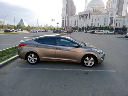 Hyundai Elantra 2013 года за 6 200 000 тг. в Астана – фото 3