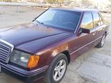 Mercedes-Benz E 200 1992 года за 1 713 361 тг. в Айтеке би – фото 3