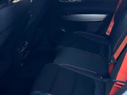 Genesis GV70 2.5T 2025 года за 32 290 000 тг. в Алматы – фото 18