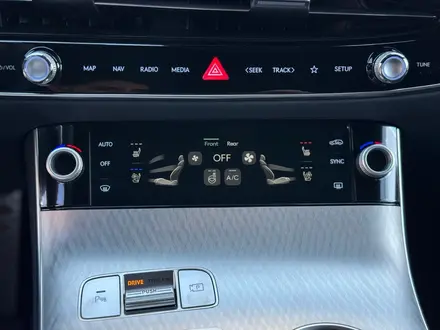 Genesis GV70 2.5T 2025 года за 32 290 000 тг. в Алматы – фото 9