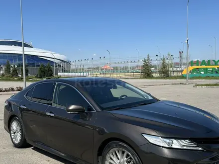 Toyota Camry 2019 года за 14 200 000 тг. в Алматы