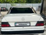 Mercedes-Benz E 230 1988 годаүшін730 000 тг. в Алматы – фото 2