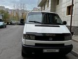 Volkswagen Transporter 1999 года за 2 700 000 тг. в Астана – фото 2