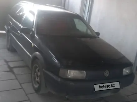 Volkswagen Passat 1992 года за 850 000 тг. в Алматы