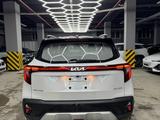 Kia Seltos 2024 годаүшін9 900 000 тг. в Астана – фото 4