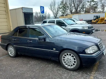 Mercedes-Benz C 280 1994 года за 2 800 000 тг. в Алматы